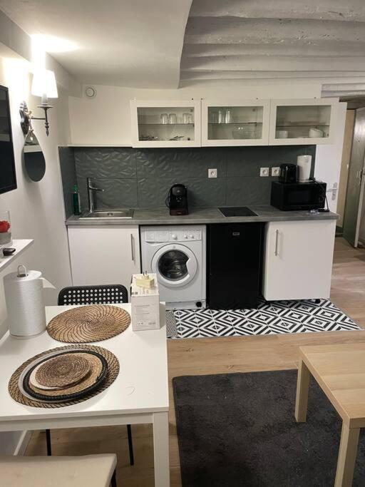 Appartement Confortable - Opera - Place De La Madeleine - Saint Martin - 4 Pers Париж Екстериор снимка